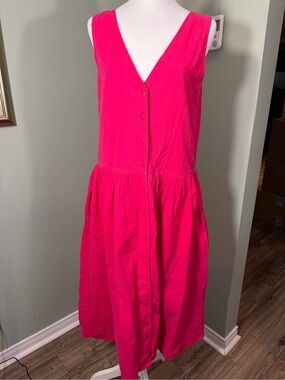 315. Woolrich Sleeveless V-Neck Button-Front Dress in Hot Pink